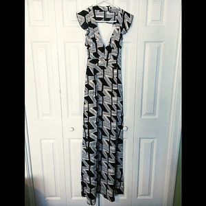 NWT Ark & co. Black and Tan zig zag maxi dress 🖤